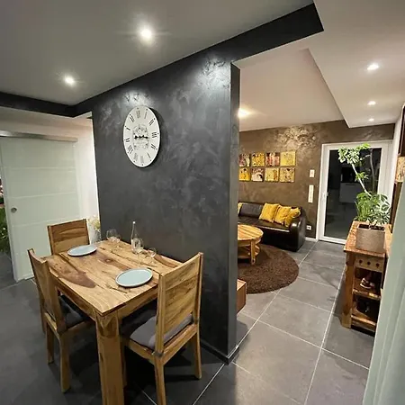 2-zimmer An Der Lindenstrasse לנגריך